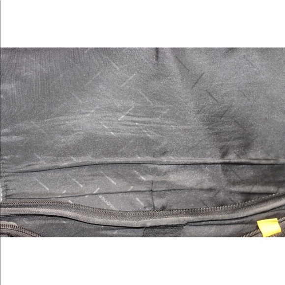 Samsonite Laptop Bag Black Yellow Body Many Pockets Padded Zip Adjustable - Picture 8 of 12